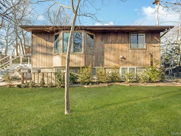 356 Oakleigh Avenue 17, Baiting Hollow NY 11933