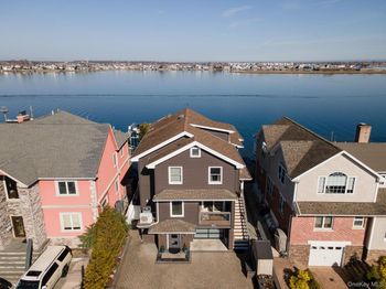 3433 Bay Front Place