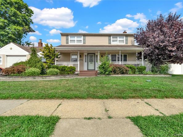 171 Cottage Boulevard, Hicksville NY 11801