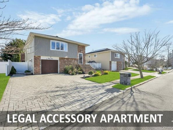 44 Derby Avenue, Greenlawn NY 11740