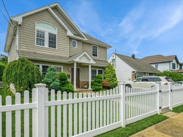 732 Sunrise Avenue, Bellmore NY 11710