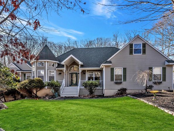 9 Bayberry Road, Wading River NY 11792