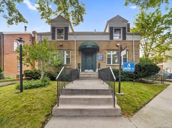 1214 Pelham Parkway S