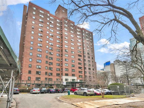 225 Adams Street 1H, Brooklyn NY 11201