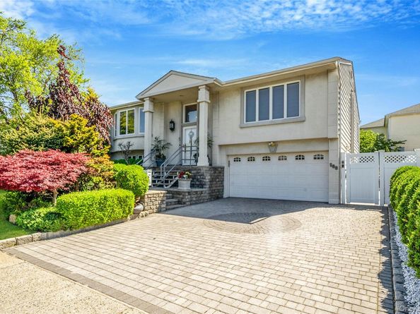 100 Mark Lane, Atlantic Beach NY 11509