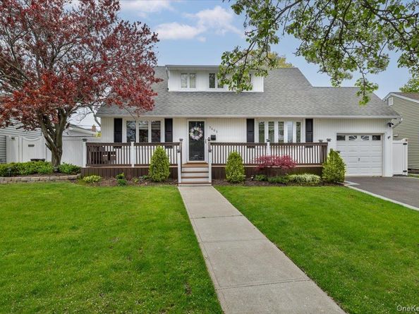 3603 Southview Avenue, Wantagh NY 11793
