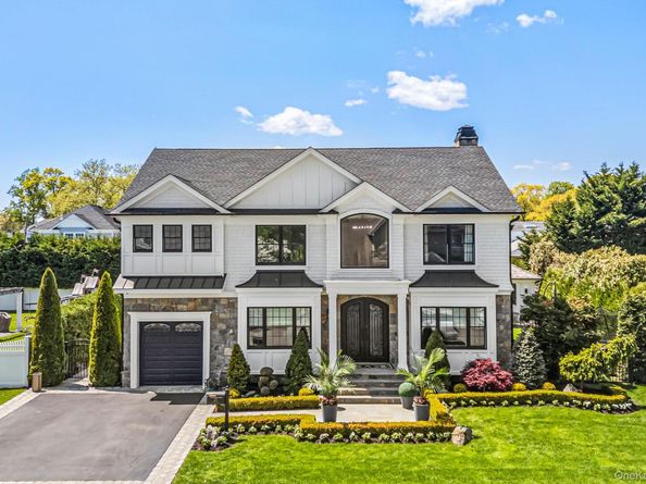 25 Boyd Drive, Westbury NY 11590