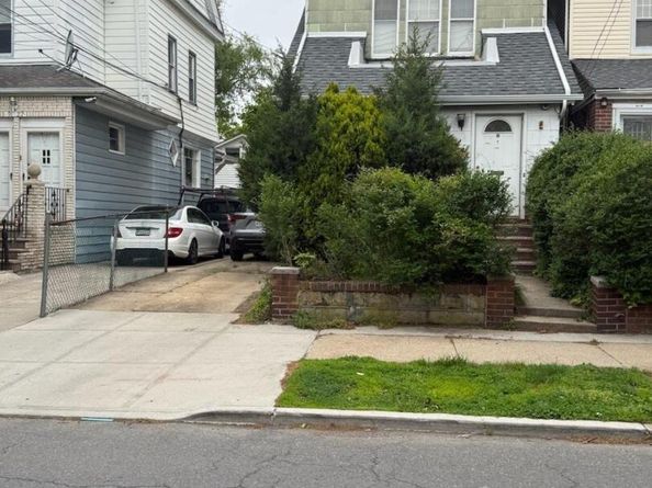 91-20 87th Street, Woodhaven NY 11421