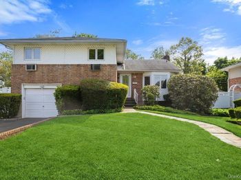 8 Pasadena Drive