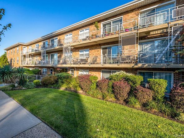 90 S Park Avenue B3, Rockville Centre NY 11570