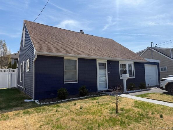 12 Carlton Drive, Massapequa NY 11758