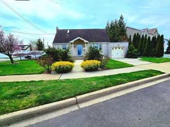 53 Lincoln Boulevard