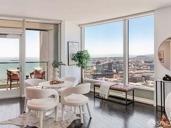 425 1st Street
