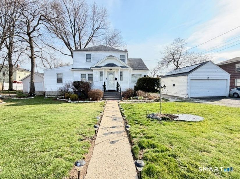 185 Grandview Avenue, Bridgeport CT 06606