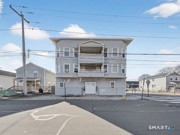 1389 Pembroke Street, Bridgeport CT 06608