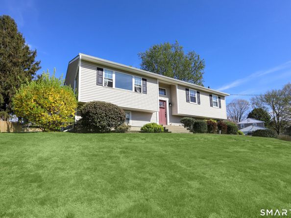 38 Quaker Ridge Road, Bethel CT 06801