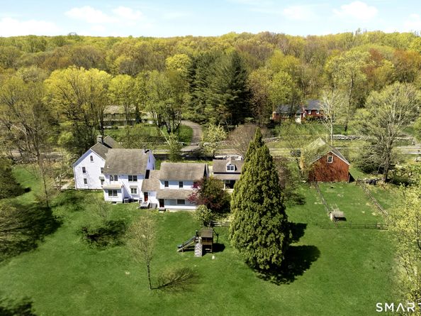 3808 Redding Road, Fairfield CT 06824