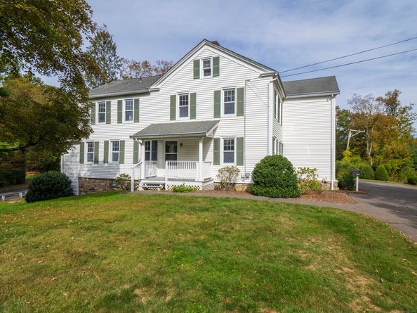 35 Ramapoo Road, Ridgefield CT 06877