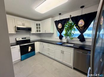 27 Crows Nest Lane