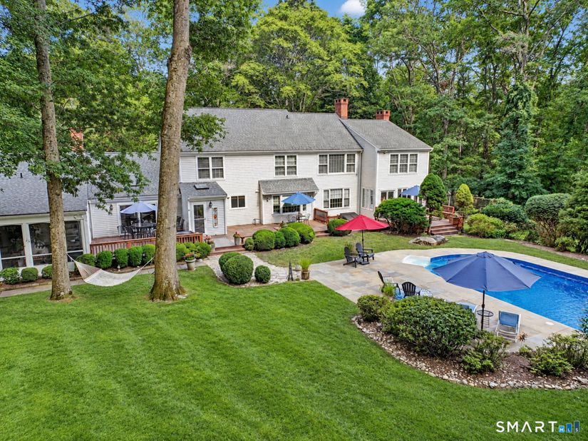 550 Wellington Drive, Fairfield CT 06824