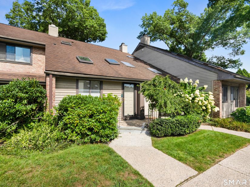 2437 Bedford Street E7, Stamford CT 06905