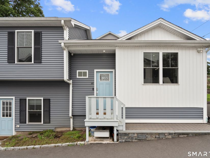 65 Sterling Street, Fairfield CT 06825