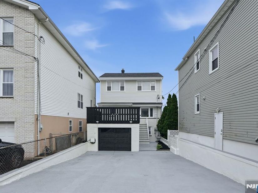 220 5th Street, Fairview NJ 07022