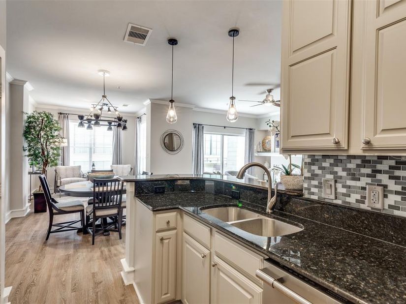 3320  Camp Bowie Boulevard  1201, Fort Worth Texas 76107