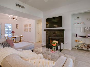 3105  San Jacinto Street 