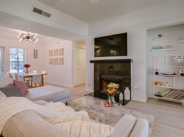 3105  San Jacinto Street  104, Dallas Texas 75204