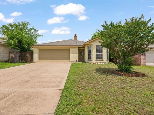 9936  Long Rifle Drive , Fort Worth Texas 76108