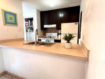 5540  Boca Raton Boulevard 