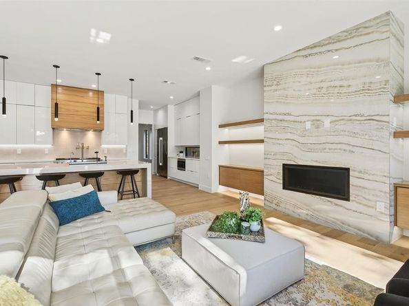 7619  Robin Road , Dallas Texas 75209