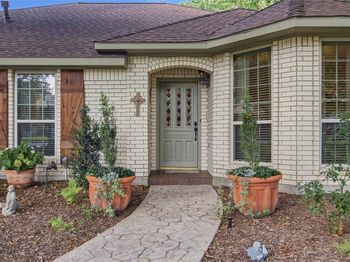5308  Dixie Circle 
