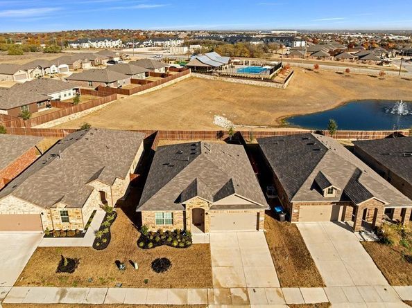 9632  Cherryville Road , Fort Worth Texas 76108