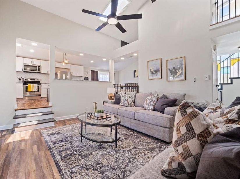 9411  Pinewood Drive , Dallas Texas 75243