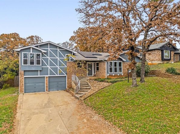 7521  Yolanda Drive , Fort Worth Texas 76112
