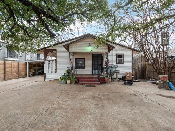 610 W 12th Street , Dallas Texas 75208