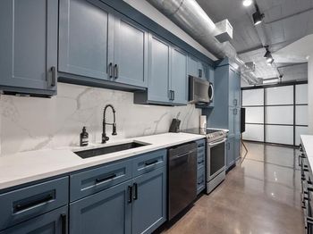 1122  Jackson Street 