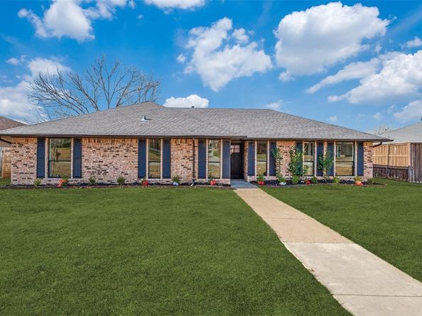 3219  Luallen Drive , Carrollton Texas 75007