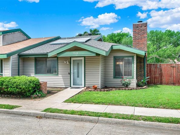 5908  Baroncrest Drive , Arlington Texas 76017