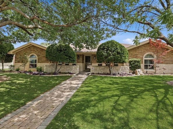 1504  Cloister Way , Plano Texas 75075