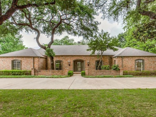 7026  Dartbrook Drive , Dallas Texas 75254