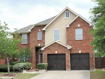 5996  Clearwater Drive 