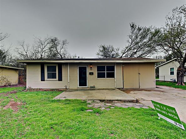 2815  Ash Park Drive , Richland Hills Texas 76118