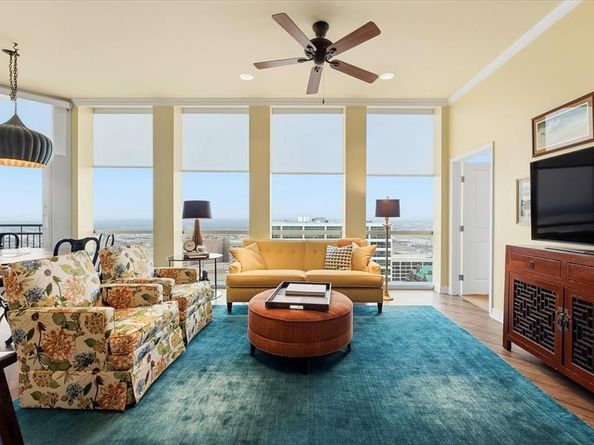 500  Throckmorton Street  2305, Fort Worth Texas 76102