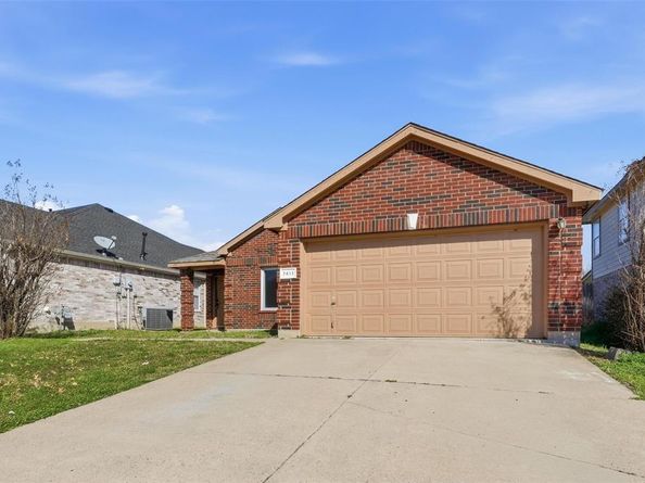 7411  Marsland Lane , Arlington Texas 76001
