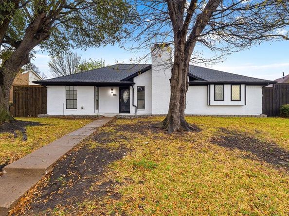 706  Brookdale Circle , Garland Texas 75040