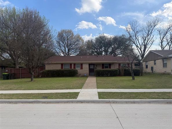 1900  17th Street , Plano Texas 75074