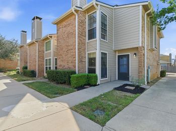 1829  Maplewood Trail 